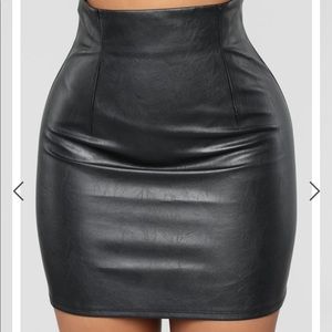 Faux leather pencil skirt